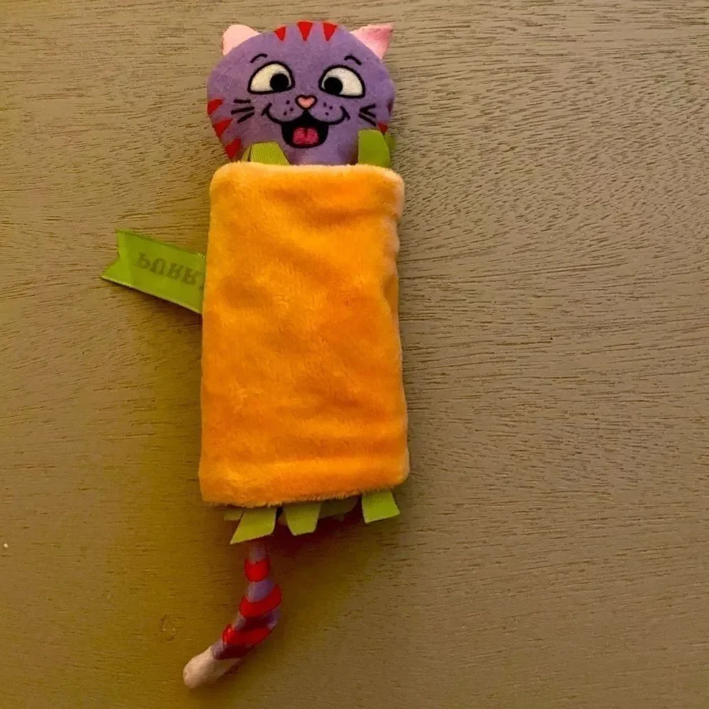 Pet Toy 2 Piece Burrito And Cat Play Toy